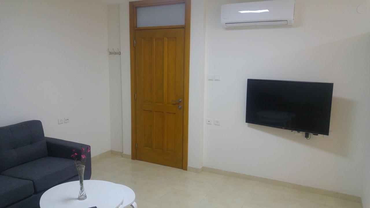 Sabba'S Apartment Kefar Sava Exterior foto